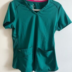Med Couture Touch Women Scrub V-Neck Top Hunter Green Size Small
